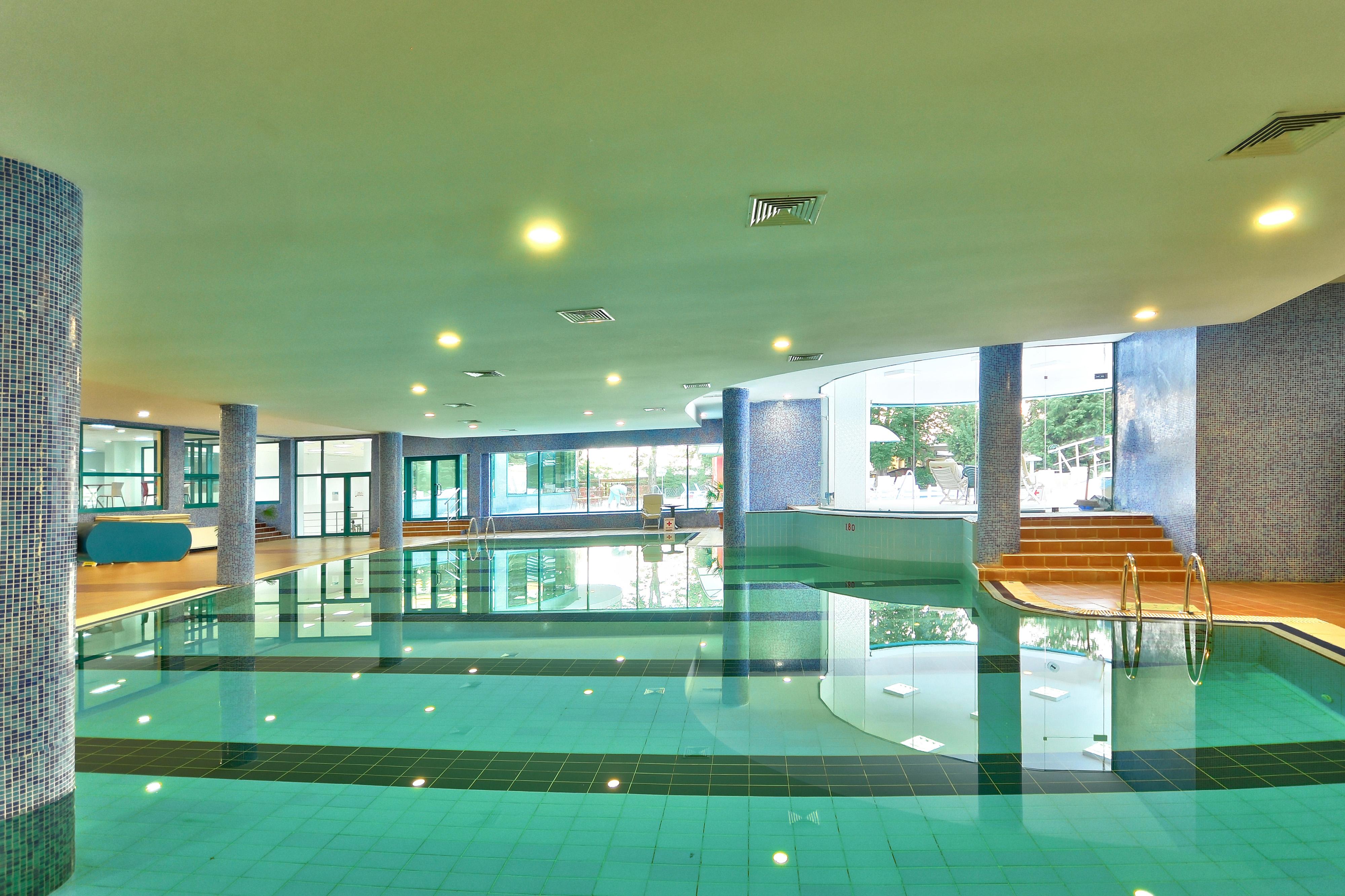 Marina Grand Beach Hotel Golden Sands Bagian luar foto