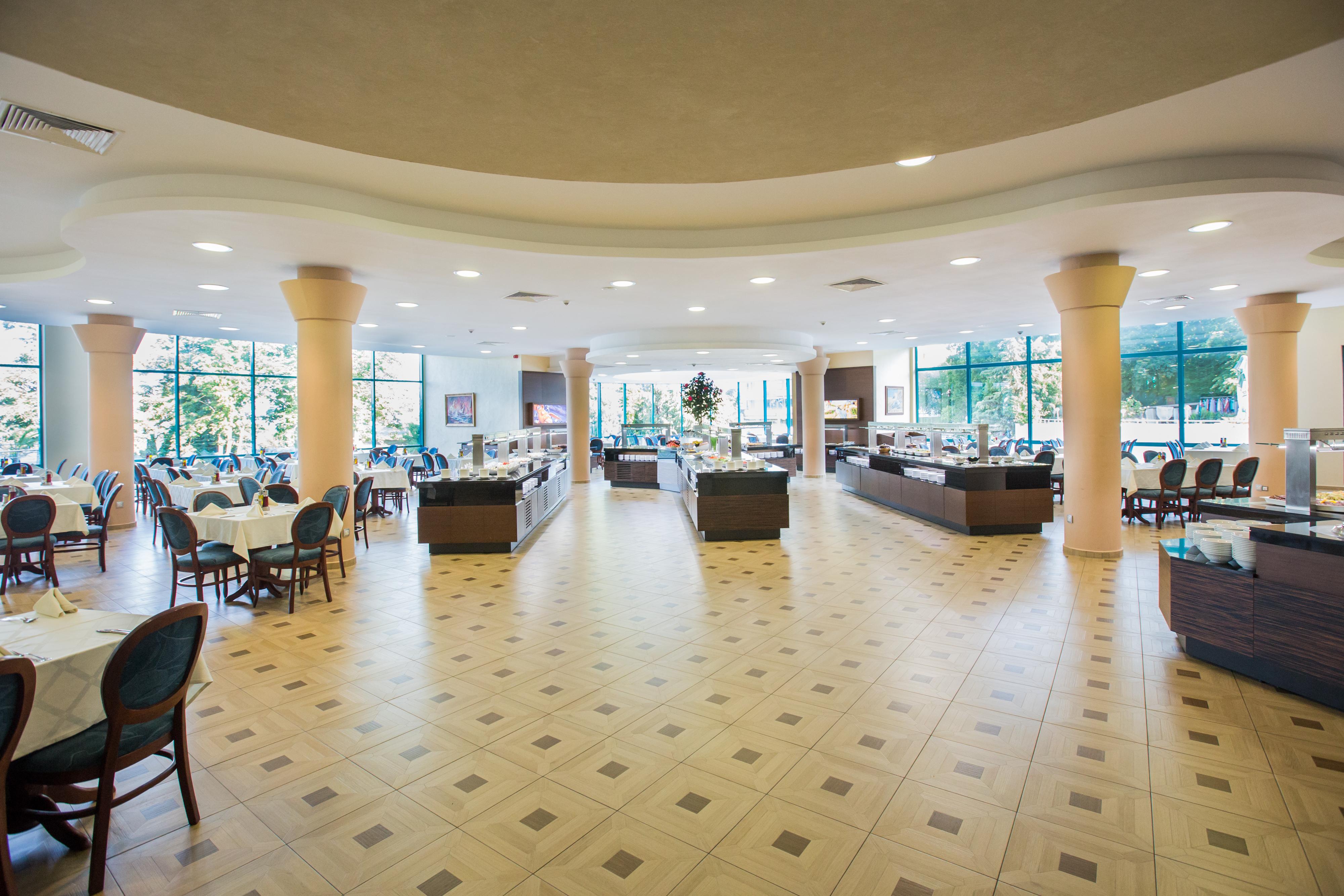 Marina Grand Beach Hotel Golden Sands Bagian luar foto